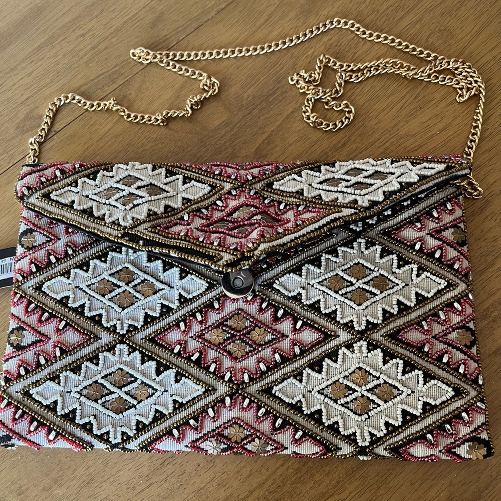 Lulu’s, Beaded clutch, pink, white gold NWT